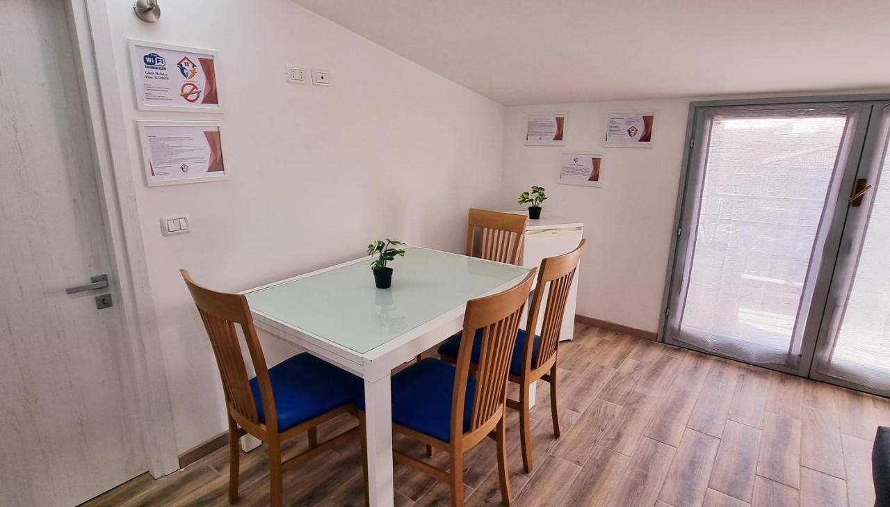 Guest Holiday Mandra 12 E 13 Реджо-нель-Емілія Екстер'єр фото